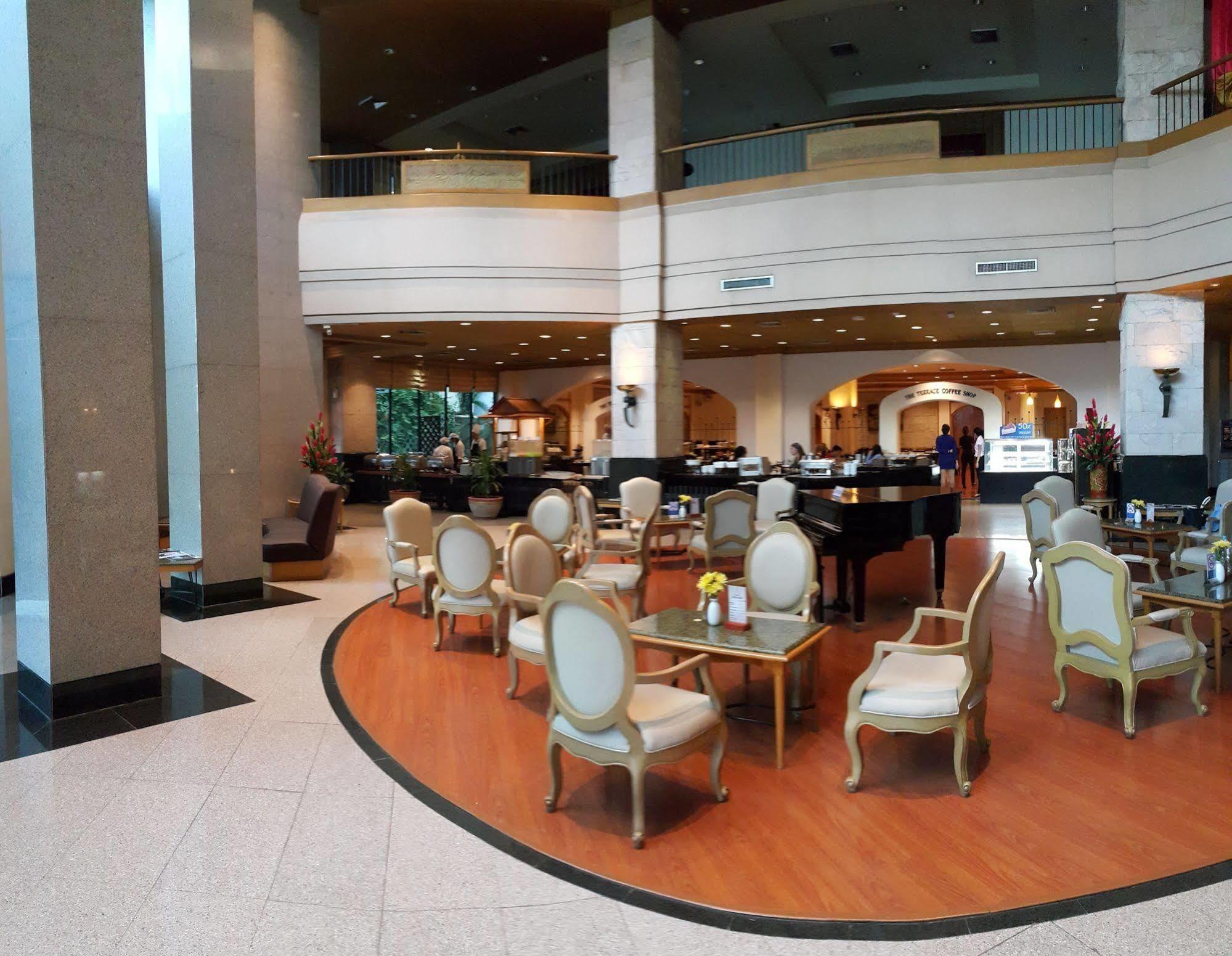 Chon Inter Hotel Chonburi Exterior photo