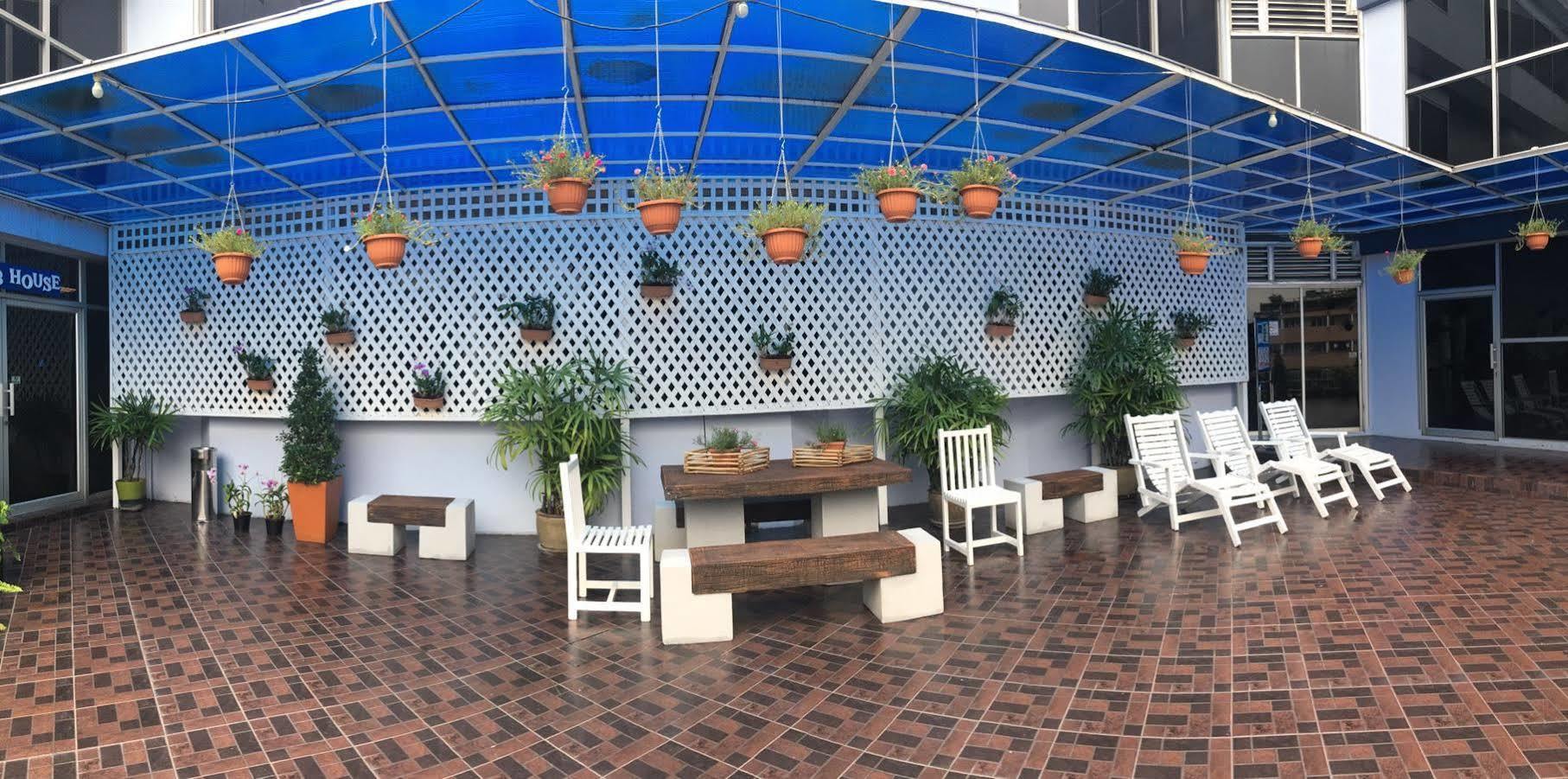 Chon Inter Hotel Chonburi Exterior photo