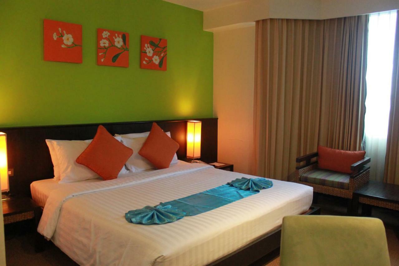 Chon Inter Hotel Chonburi Exterior photo